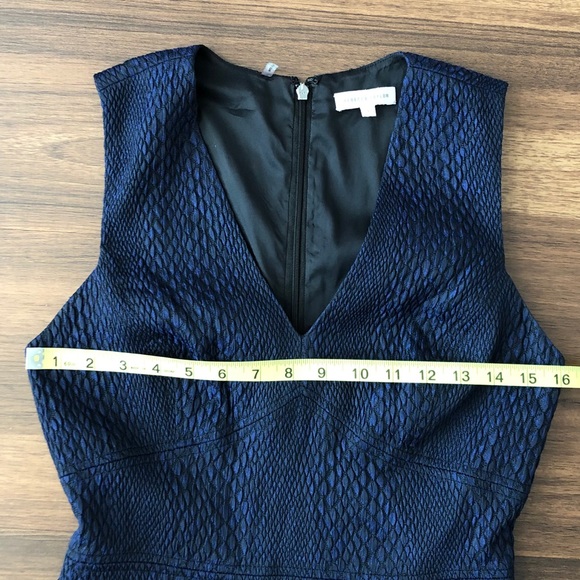 Rebecca Taylor V-Neck Stretch Snakeskin Dress - Picture 7 of 13